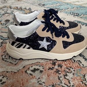 Vici tennis shoe. Leopard and star design. Oasis Society